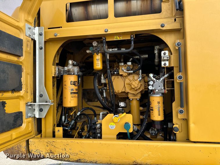 image for item EH6841 2017 Caterpillar  349FL excavator