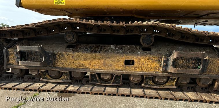 image for item EH6841 2017 Caterpillar  349FL excavator