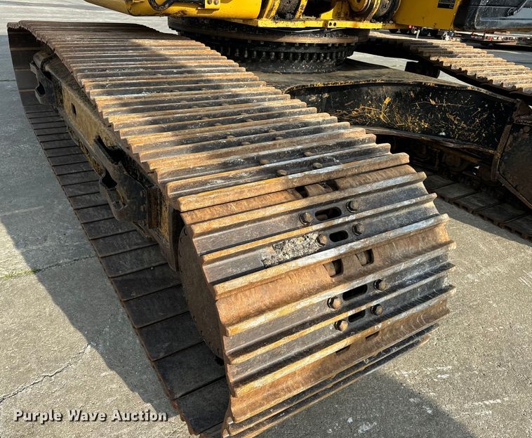 image for item EH6841 2017 Caterpillar  349FL excavator