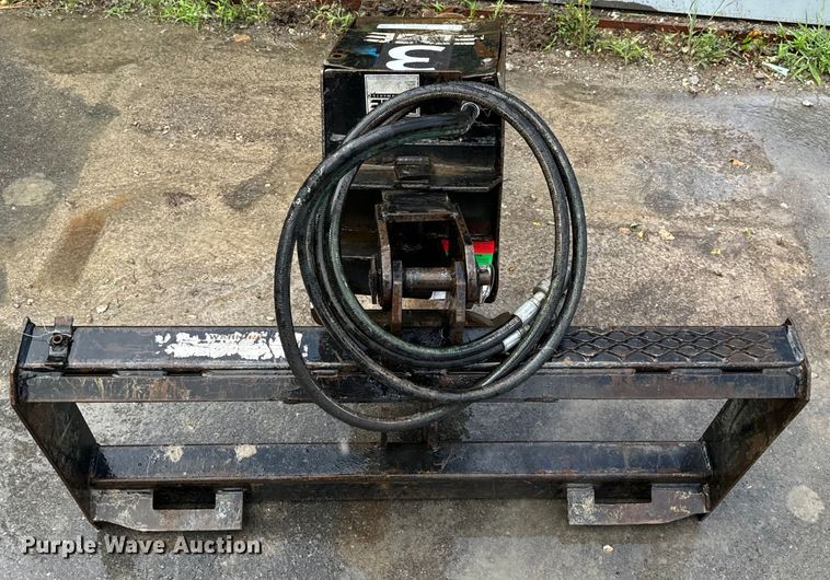 image for item EH6878 Edge 1650GL skid steer auger