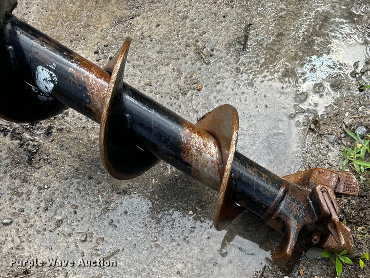 image for item EH6878 Edge 1650GL skid steer auger