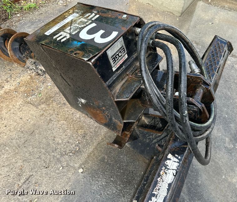 image for item EH6878 Edge 1650GL skid steer auger