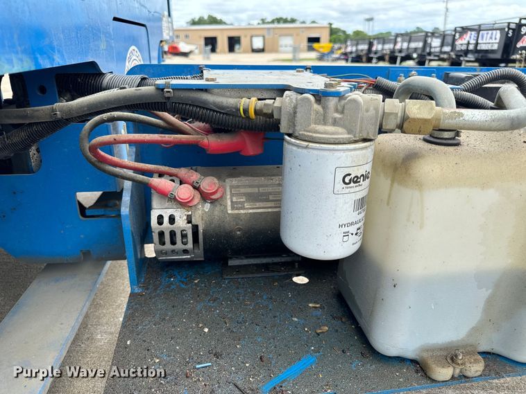 image for item EH6879 2015 Genie GS2632 scissor lift