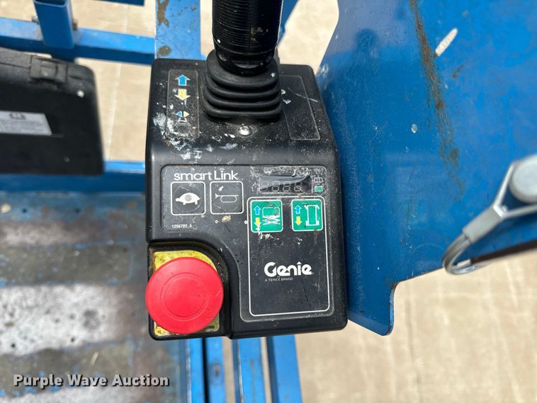 image for item EH6879 2015 Genie GS2632 scissor lift