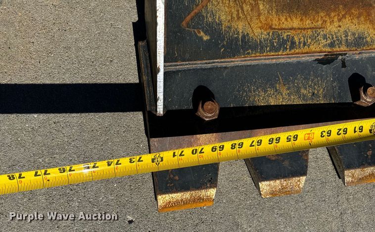 image for item EH6880 2023 John Deere 317G tracked skid steer loader