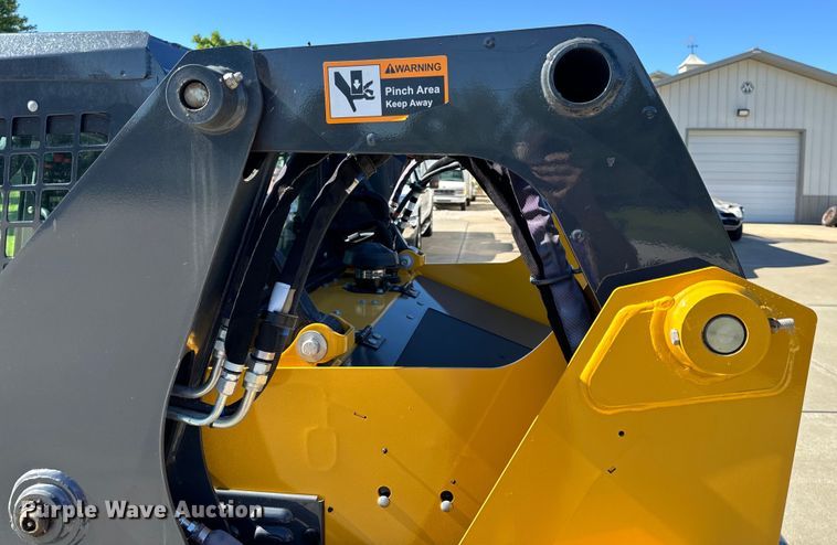 image for item EH6880 2023 John Deere 317G tracked skid steer loader