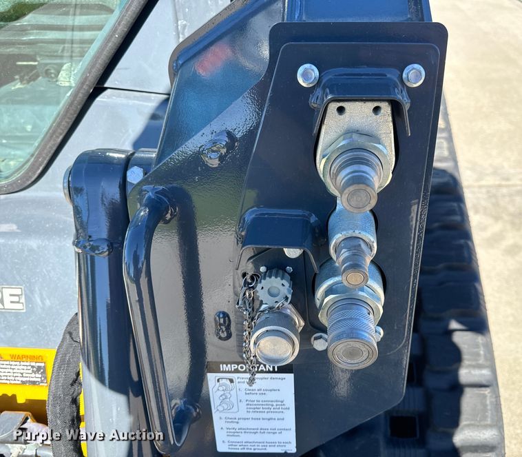 image for item EH6880 2023 John Deere 317G tracked skid steer loader