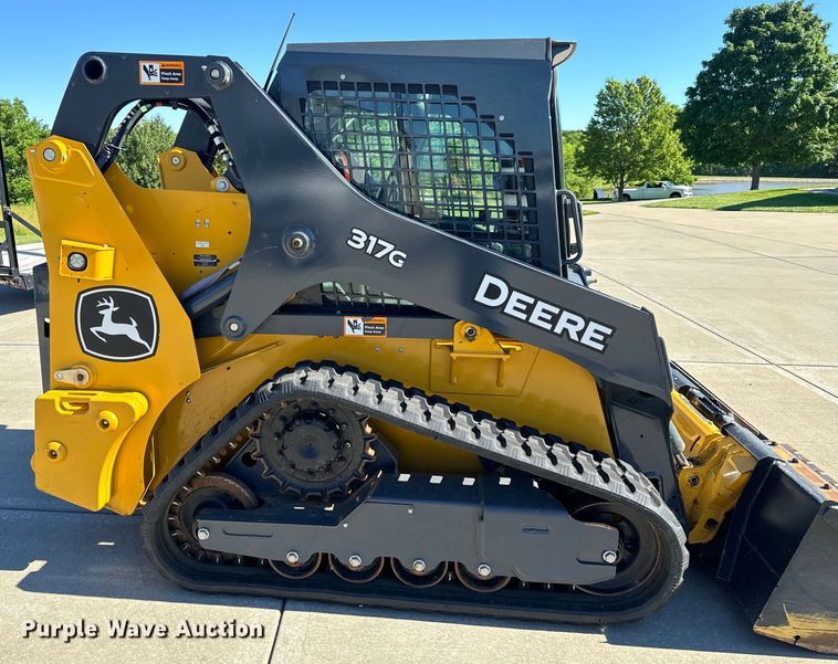 image for item EH6880 2023 John Deere 317G tracked skid steer loader