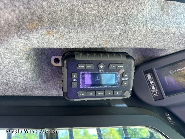 image for item EH6880 2023 John Deere 317G tracked skid steer loader