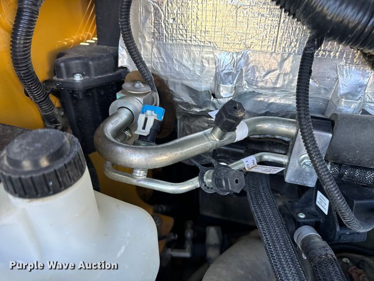 image for item EH6880 2023 John Deere 317G tracked skid steer loader