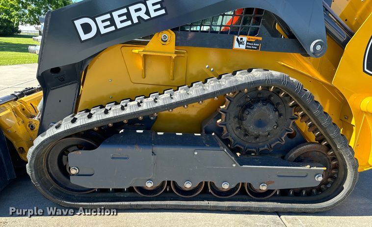 image for item EH6880 2023 John Deere 317G tracked skid steer loader