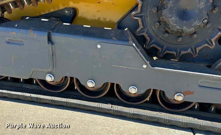 image for item EH6880 2023 John Deere 317G tracked skid steer loader