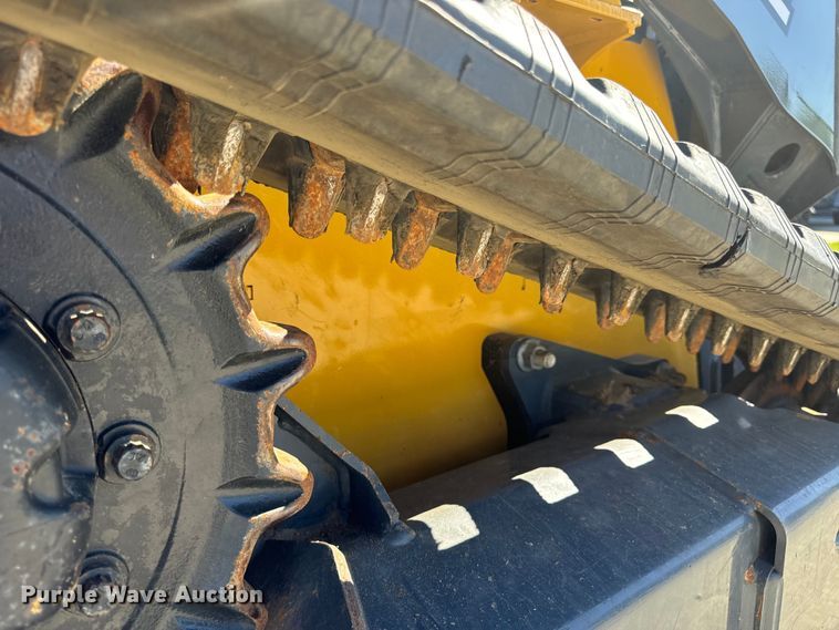 image for item EH6880 2023 John Deere 317G tracked skid steer loader