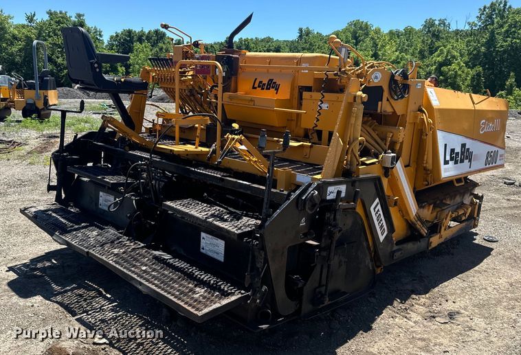 image for item EH6894 LeeBoy 8500T paver