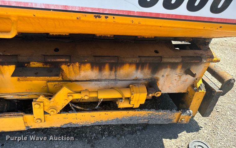 image for item EH6894 LeeBoy 8500T paver