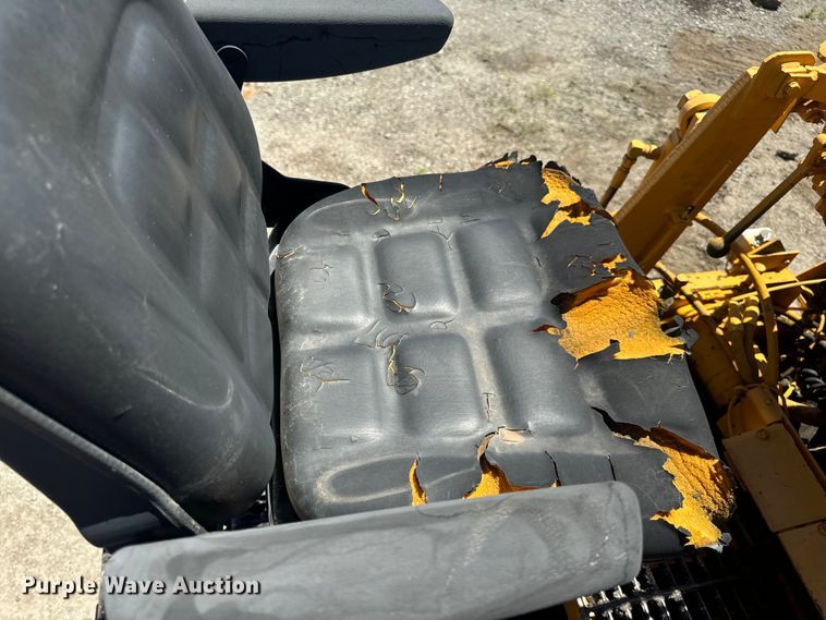 image for item EH6894 LeeBoy 8500T paver