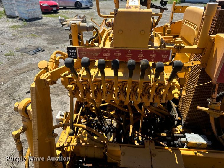 image for item EH6894 LeeBoy 8500T paver