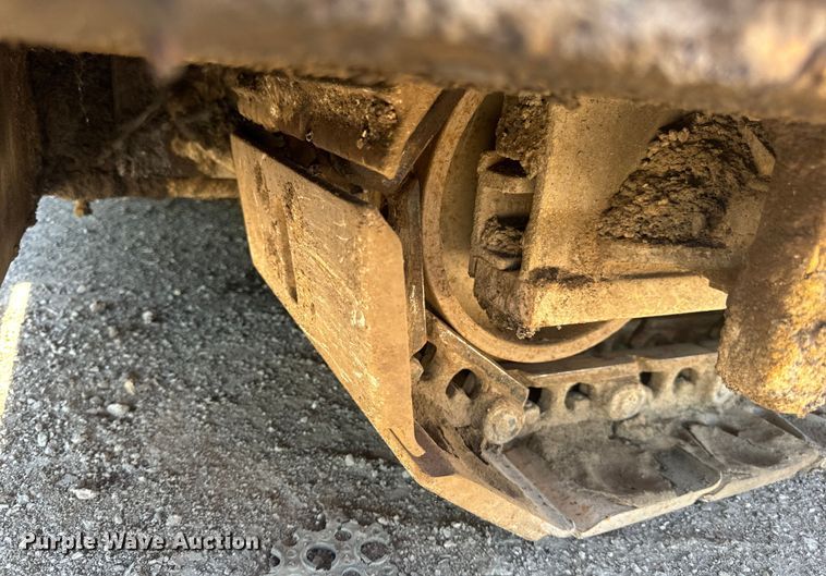 image for item EH6894 LeeBoy 8500T paver