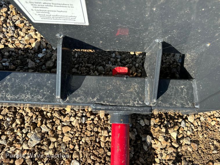 image for item EH6913 2023 LandHonor BS-12-2500G skid steer bale spear