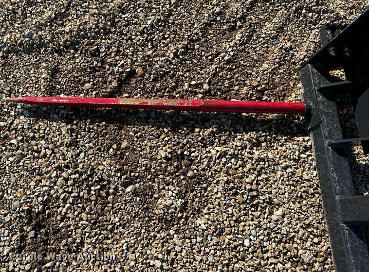 image for item EH6913 2023 LandHonor BS-12-2500G skid steer bale spear