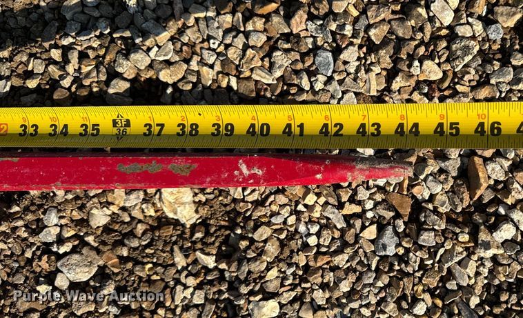 image for item EH6913 2023 LandHonor BS-12-2500G skid steer bale spear