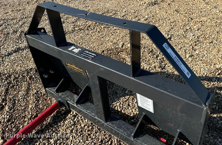 image for item EH6913 2023 LandHonor BS-12-2500G skid steer bale spear