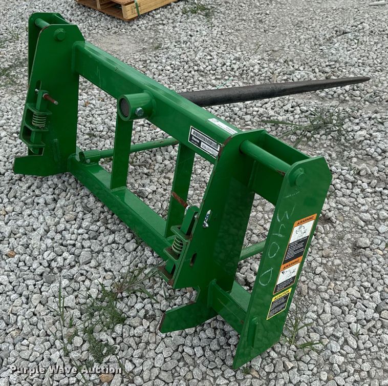 image for item EH6955 Frontier bale spear