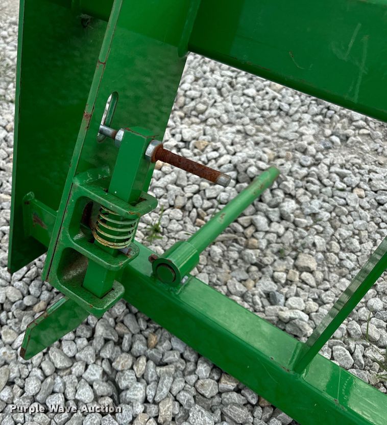 image for item EH6955 Frontier bale spear