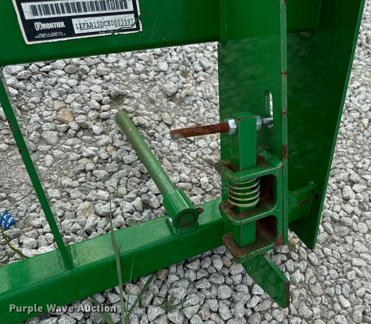 image for item EH6955 Frontier bale spear