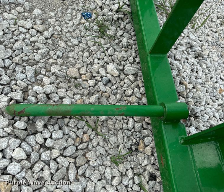 image for item EH6955 Frontier bale spear