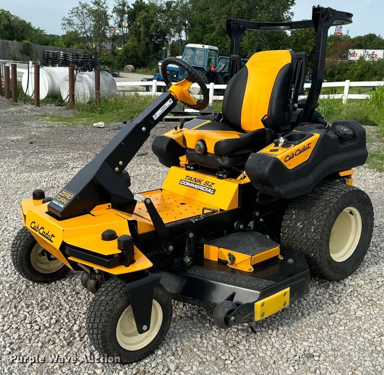 image for item EH6956 2015 Cub Cadet Tank SZ60 ZTR lawn mower