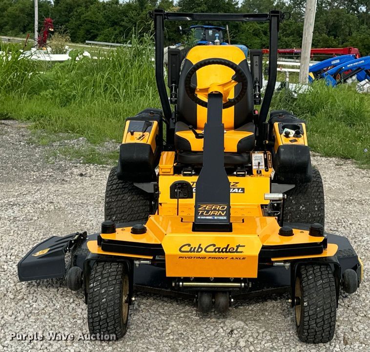 image for item EH6956 2015 Cub Cadet Tank SZ60 ZTR lawn mower