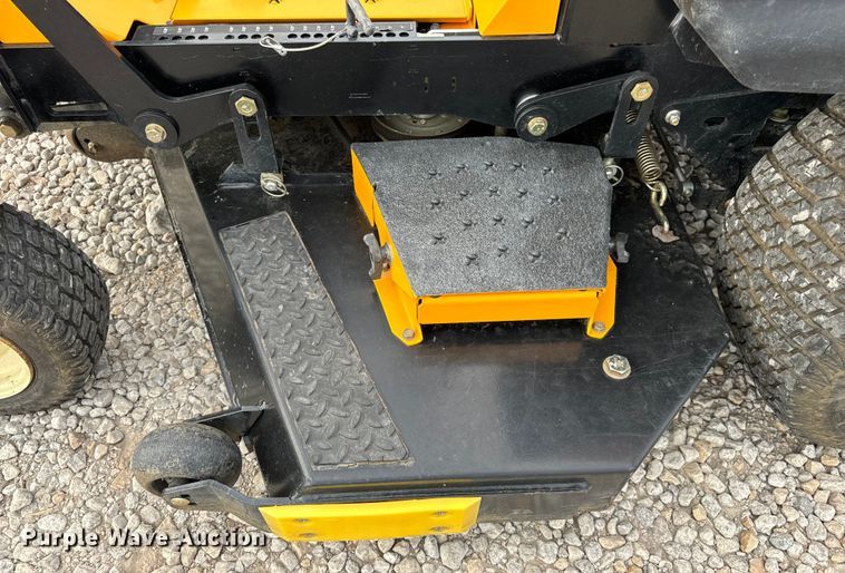 image for item EH6956 2015 Cub Cadet Tank SZ60 ZTR lawn mower