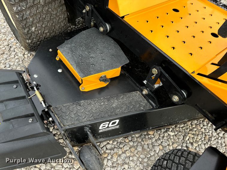 image for item EH6956 2015 Cub Cadet Tank SZ60 ZTR lawn mower