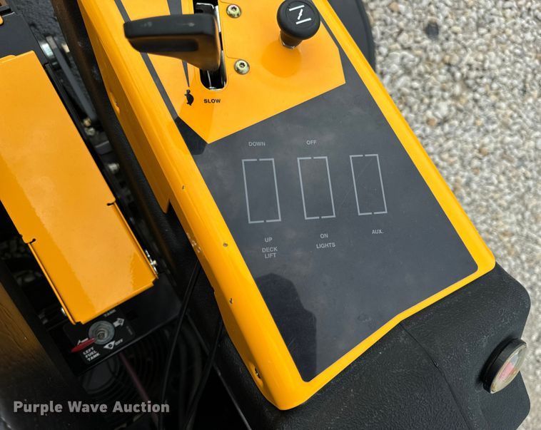 image for item EH6956 2015 Cub Cadet Tank SZ60 ZTR lawn mower