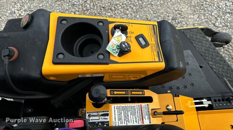 image for item EH6956 2015 Cub Cadet Tank SZ60 ZTR lawn mower