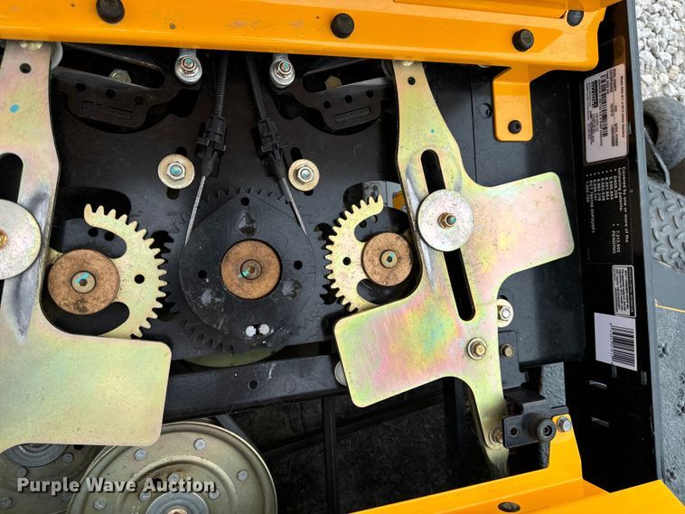 image for item EH6956 2015 Cub Cadet Tank SZ60 ZTR lawn mower