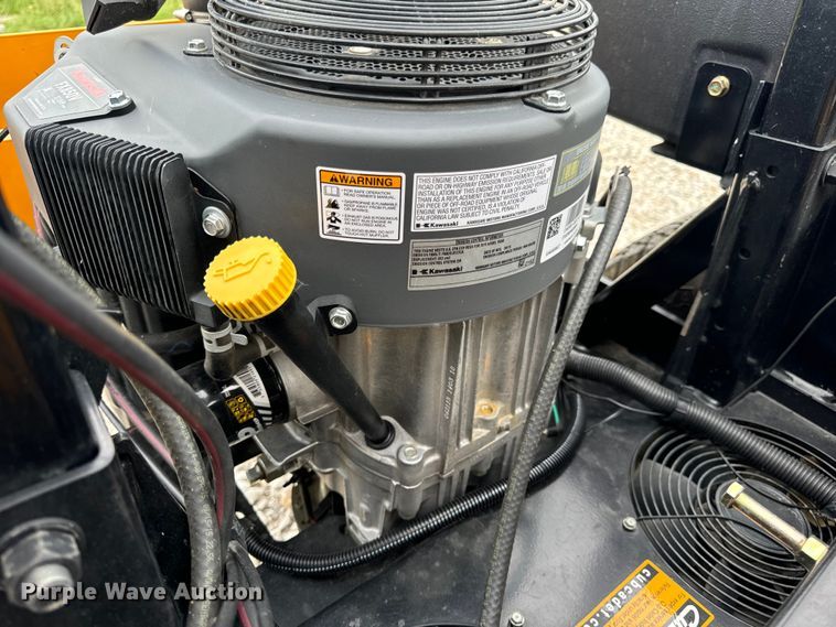 image for item EH6956 2015 Cub Cadet Tank SZ60 ZTR lawn mower