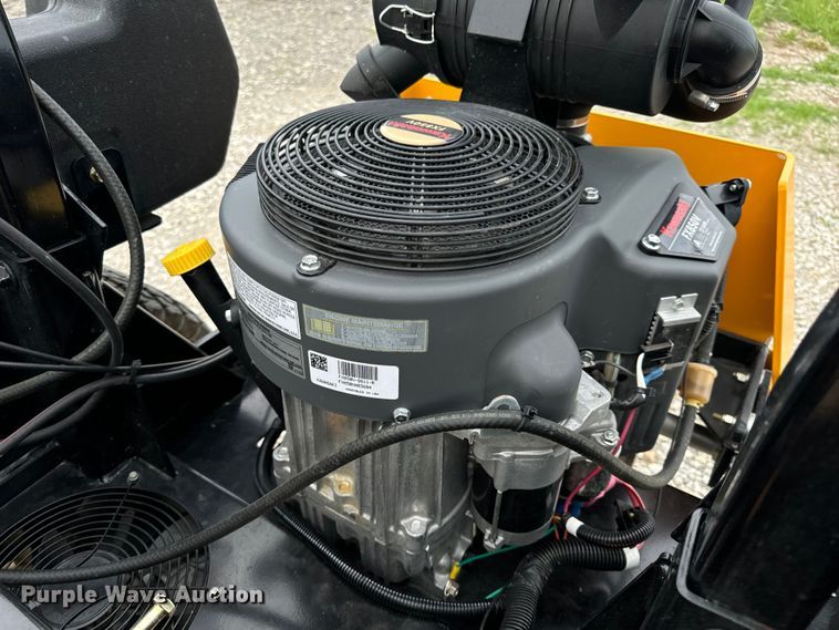 image for item EH6956 2015 Cub Cadet Tank SZ60 ZTR lawn mower