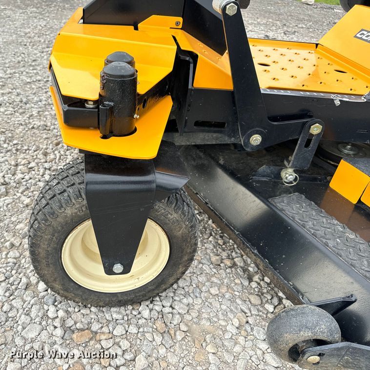 image for item EH6956 2015 Cub Cadet Tank SZ60 ZTR lawn mower