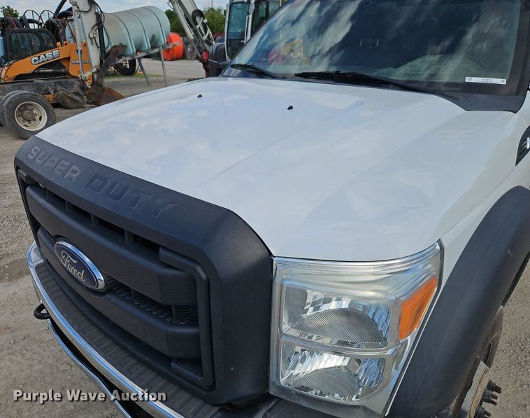 image for item EI3878 2013 Ford F550 Super Duty XL dump truck