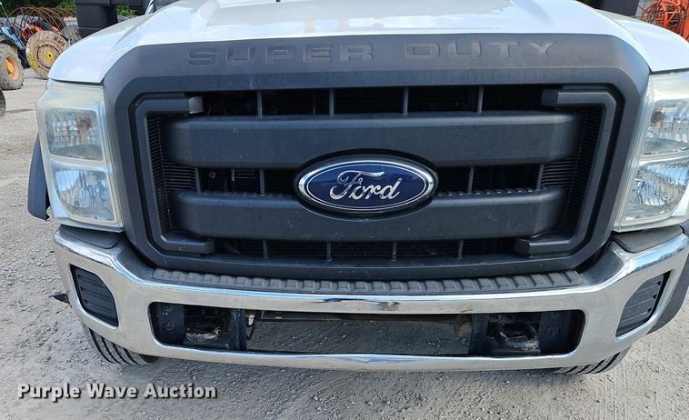 image for item EI3878 2013 Ford F550 Super Duty XL dump truck