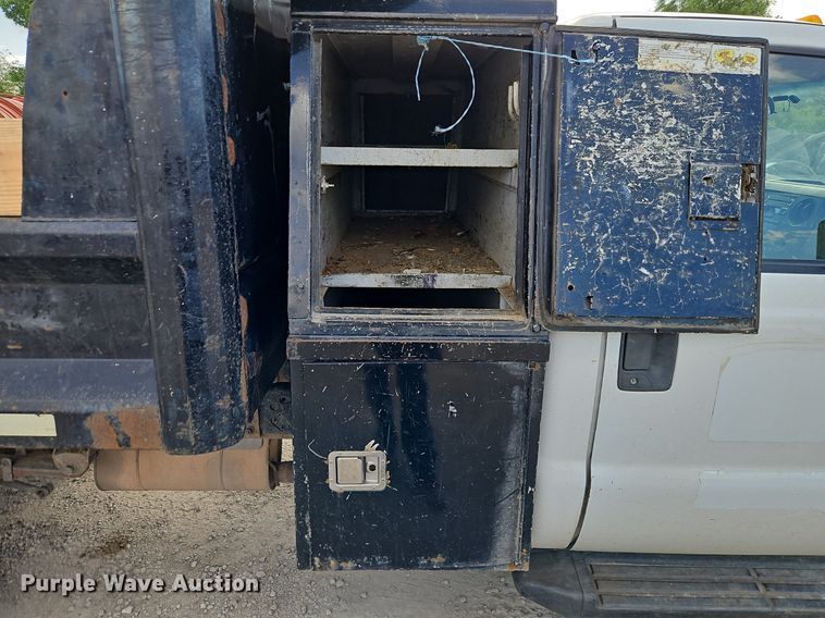 image for item EI3878 2013 Ford F550 Super Duty XL dump truck