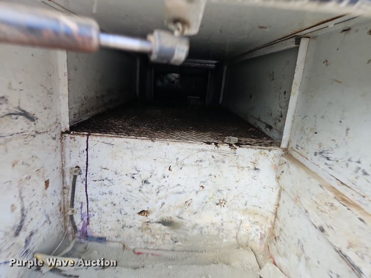 image for item EI3878 2013 Ford F550 Super Duty XL dump truck