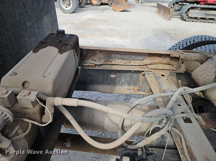 image for item EI3878 2013 Ford F550 Super Duty XL dump truck