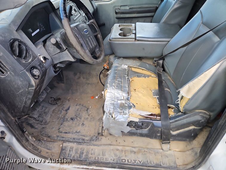 image for item EI3878 2013 Ford F550 Super Duty XL dump truck