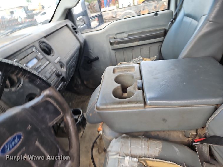 image for item EI3878 2013 Ford F550 Super Duty XL dump truck