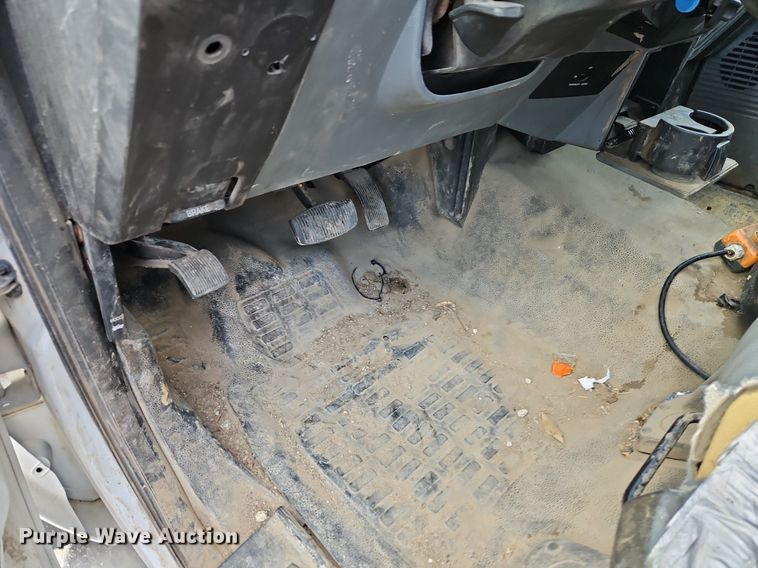 image for item EI3878 2013 Ford F550 Super Duty XL dump truck