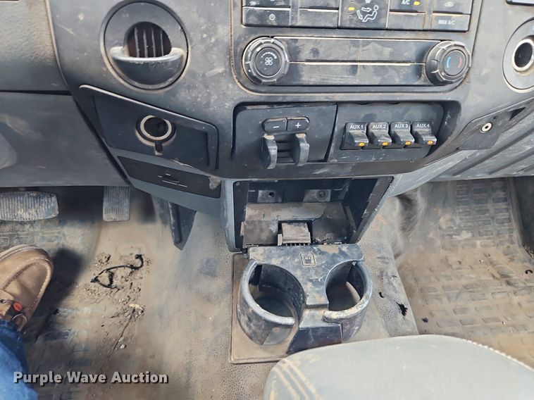 image for item EI3878 2013 Ford F550 Super Duty XL dump truck