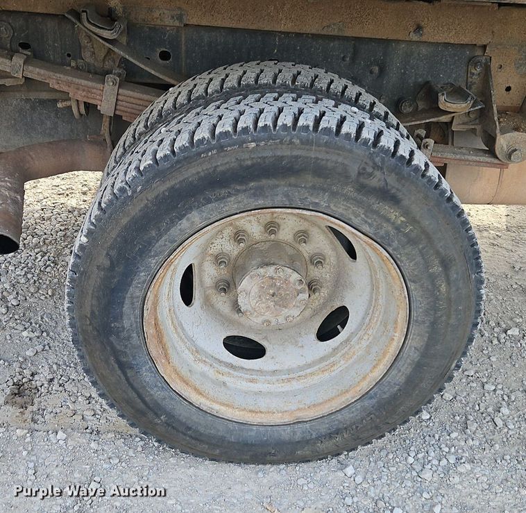 image for item EI3878 2013 Ford F550 Super Duty XL dump truck